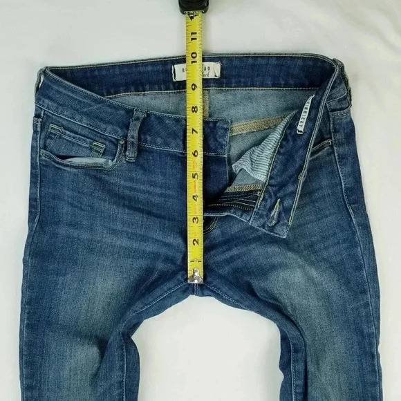 Bullhead Black Size 3 Juniors Skinniest Blue Denim Jeans Inseam Size 30 - Picture 3 of 11
